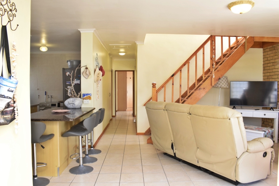 2 Bedroom Property for Sale in Struisbaai Western Cape